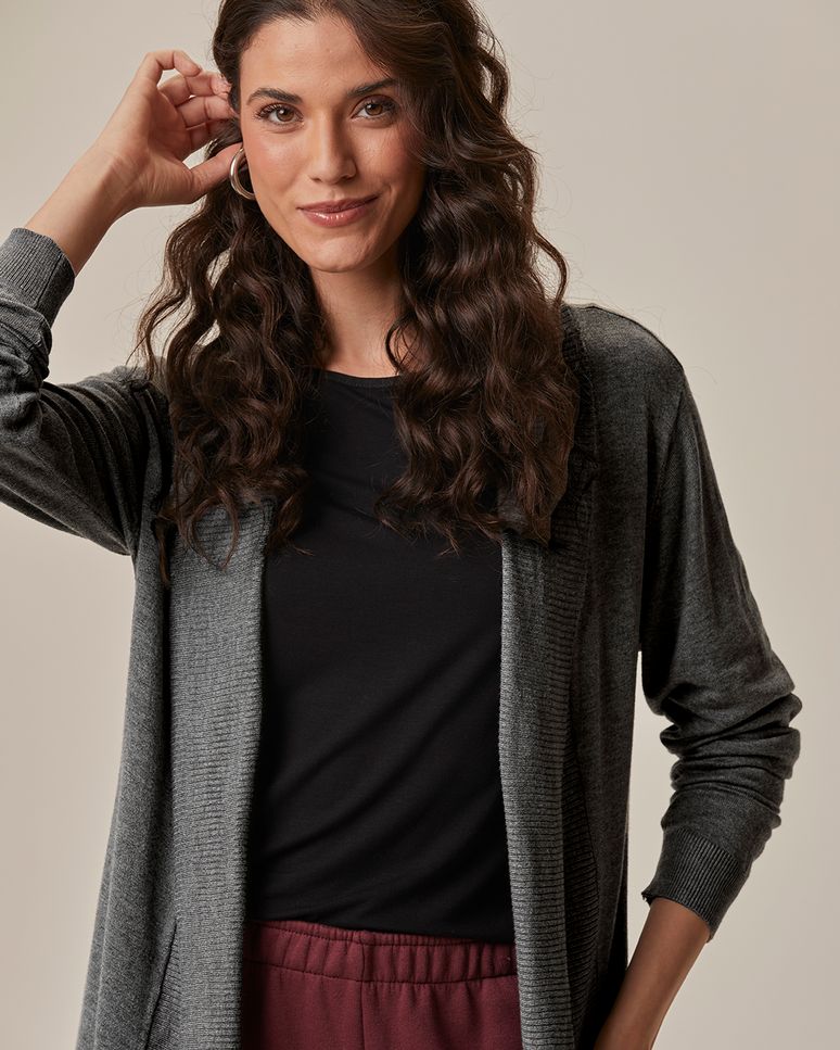 Cardigan Alongado Feminino Em Tricô