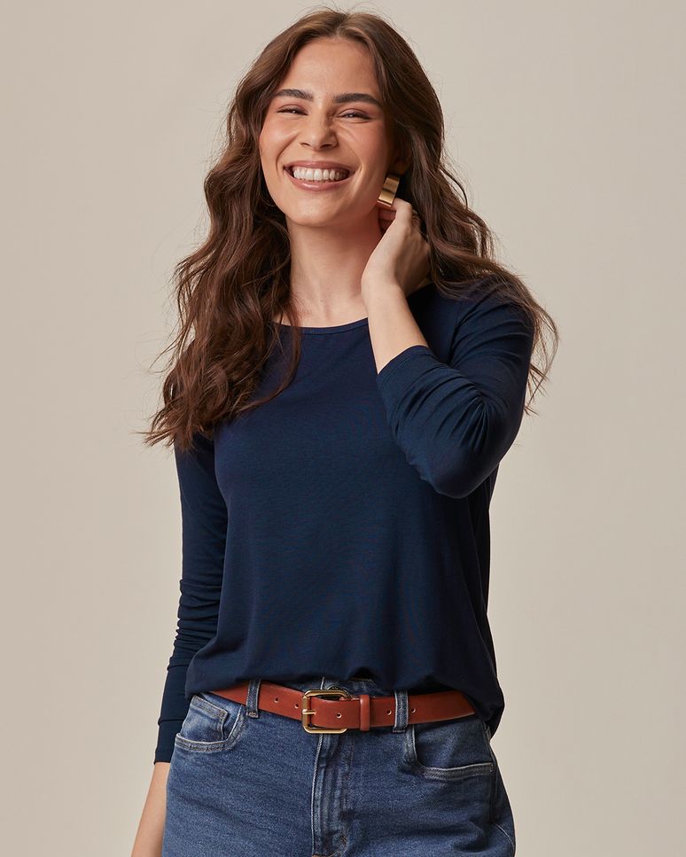Blusa Básica Feminina Manga Longa Decote Canoa Em Viscose Stretch