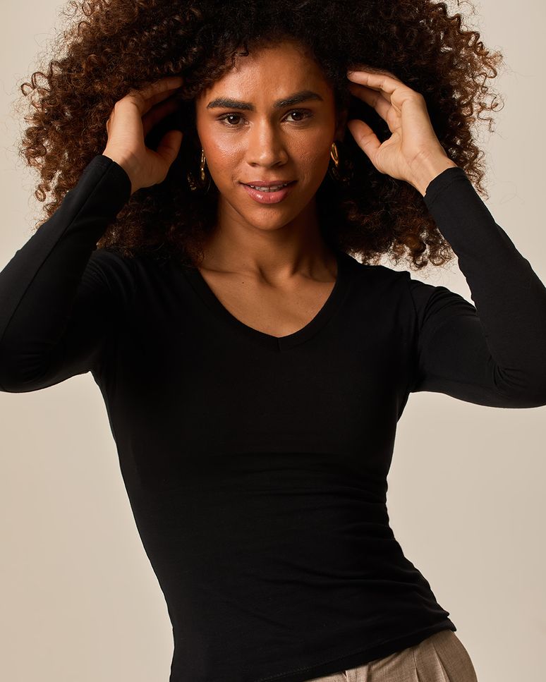 Blusa Básica Feminina Gola V Manga Longa Em Algodão