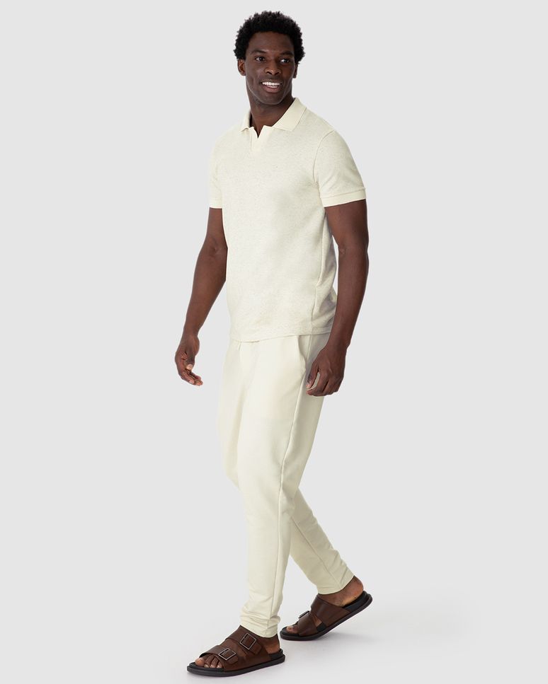 Camisa Polo Masculina Gola V Etiqueta Decorativa Em Moletinho Texturizado