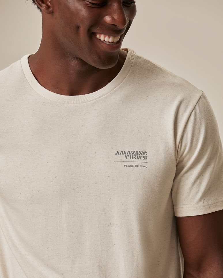 Camiseta Masculina Regular Estampa Amazing Views Em Malha Linho