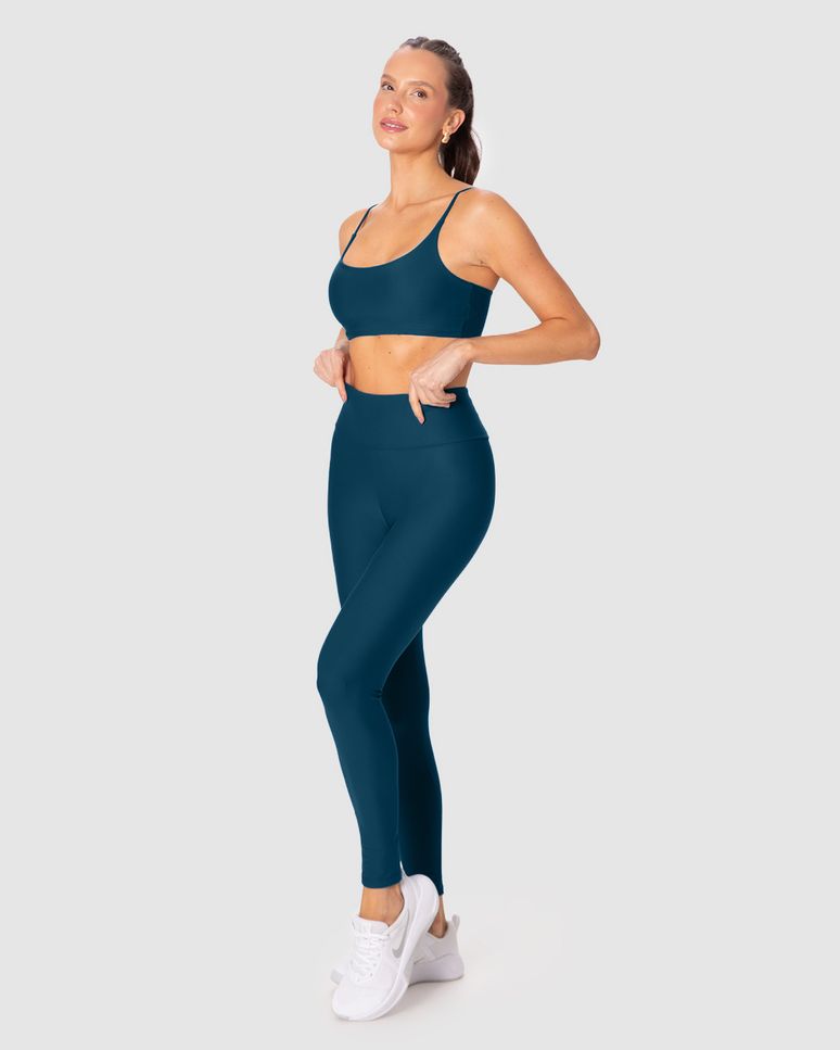 Calça Legging Esportiva Feminina Bolso Costas Em Malha Dry E Proteção UV50+ Malwee Active