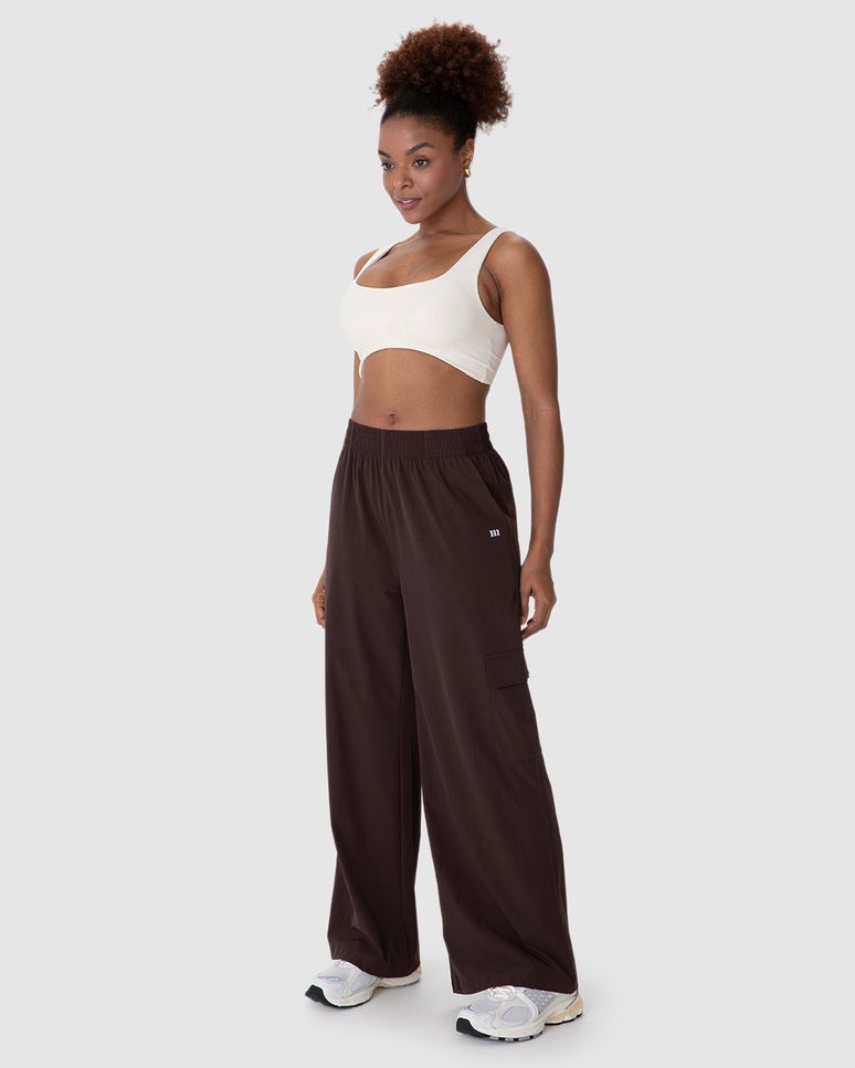 Calça Esportiva Feminina Pantalona Cargo Em Tafetá Com Elastano Malwee Active