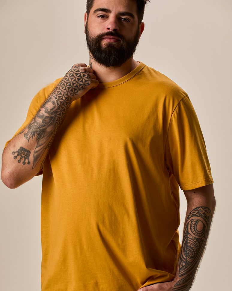 Camiseta Essencial Masculina Plus Size Etiqueta Estampada Em Algodão