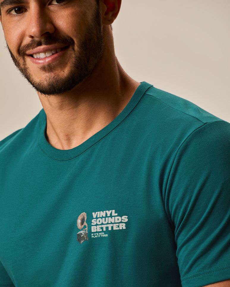 Camiseta Masculina Slim Manga Curta Estampa Frontal Em Algodão