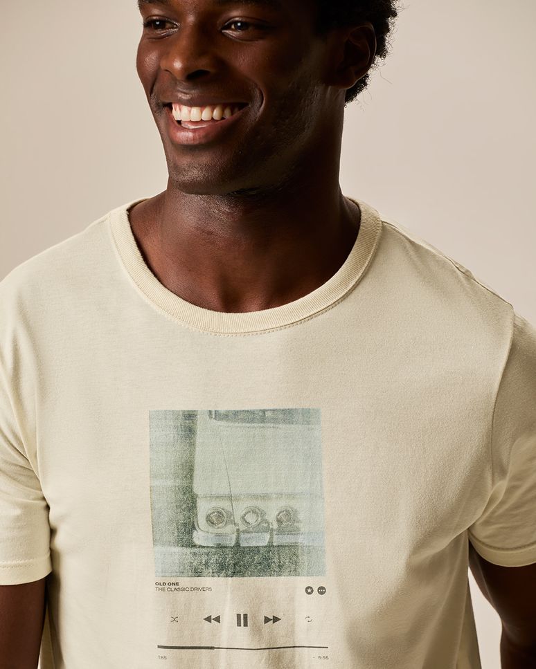 Camiseta Masculina Slim Manga Curta Estampa Frontal Em Algodão