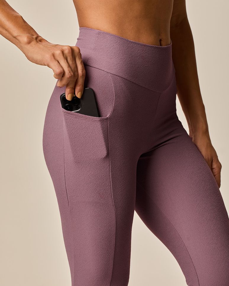 Calça Legging Esportiva Feminina Em Malha Poliamida Creponada Malwee Active