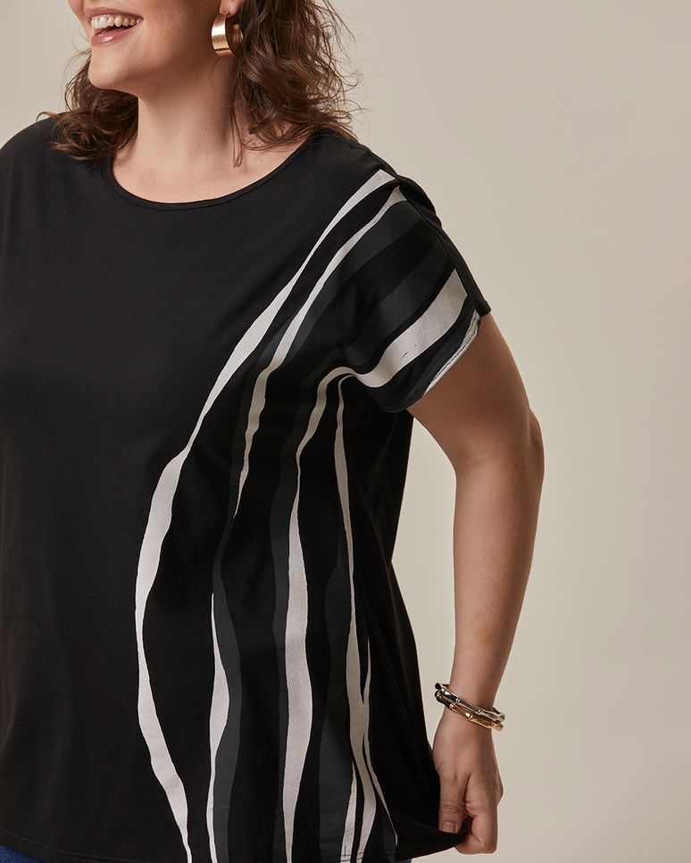 Blusa Feminina Plus Size Ampla Estampada Manga Curta Em Algodão