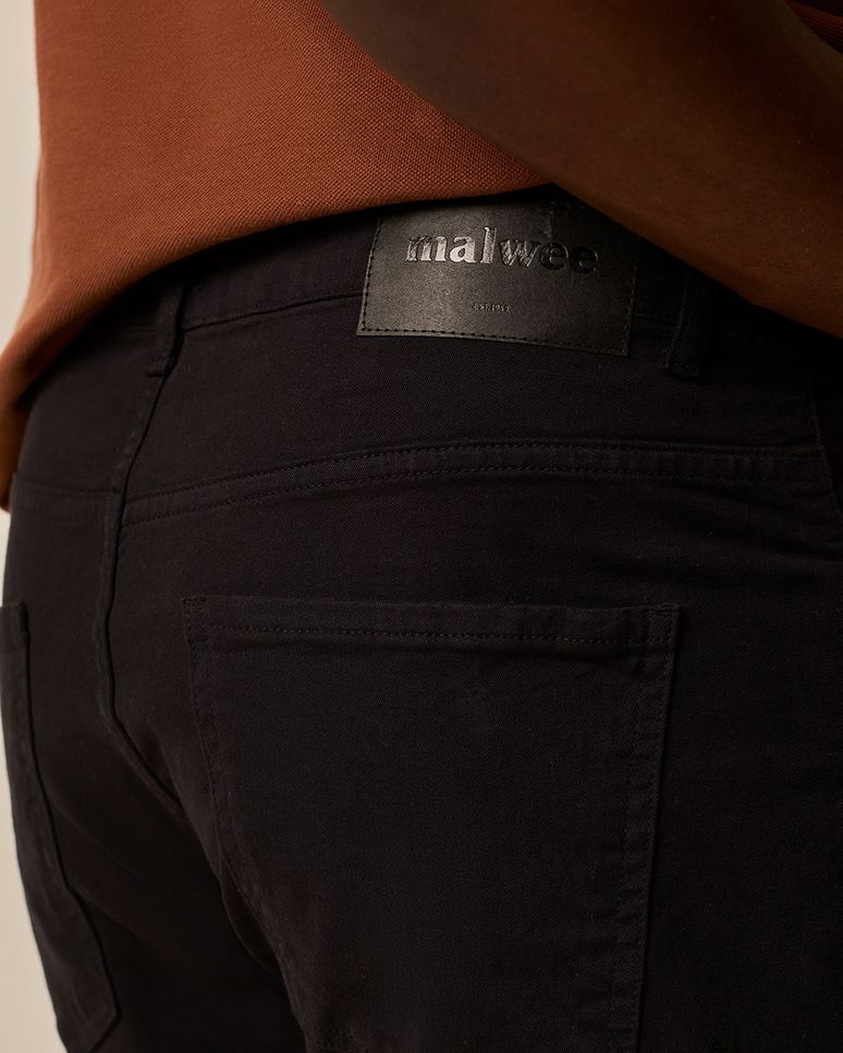 Bermuda Masculina Tradicional Bolso Funcional Em Sarja Com Elastano