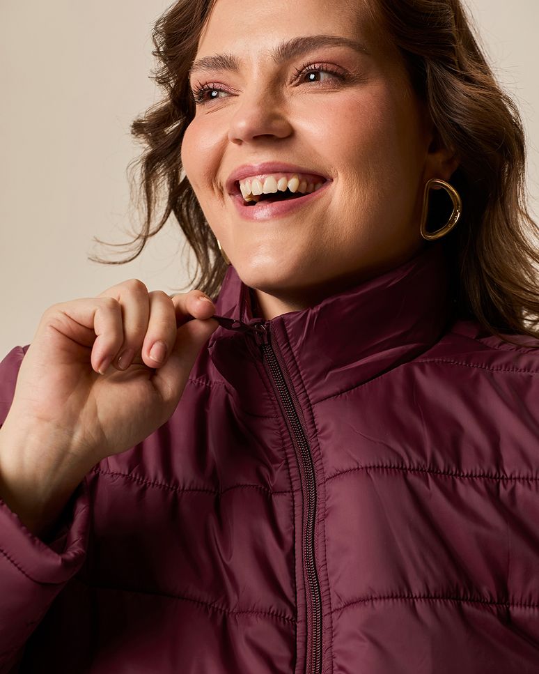 Jaqueta Básica Feminina Plus Size Puffer Gola Alta Em Nylon