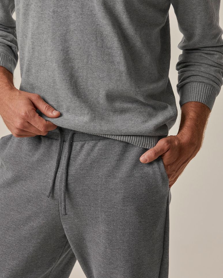 Calça Básica Masculina Jogger Em Moletom Flanelado