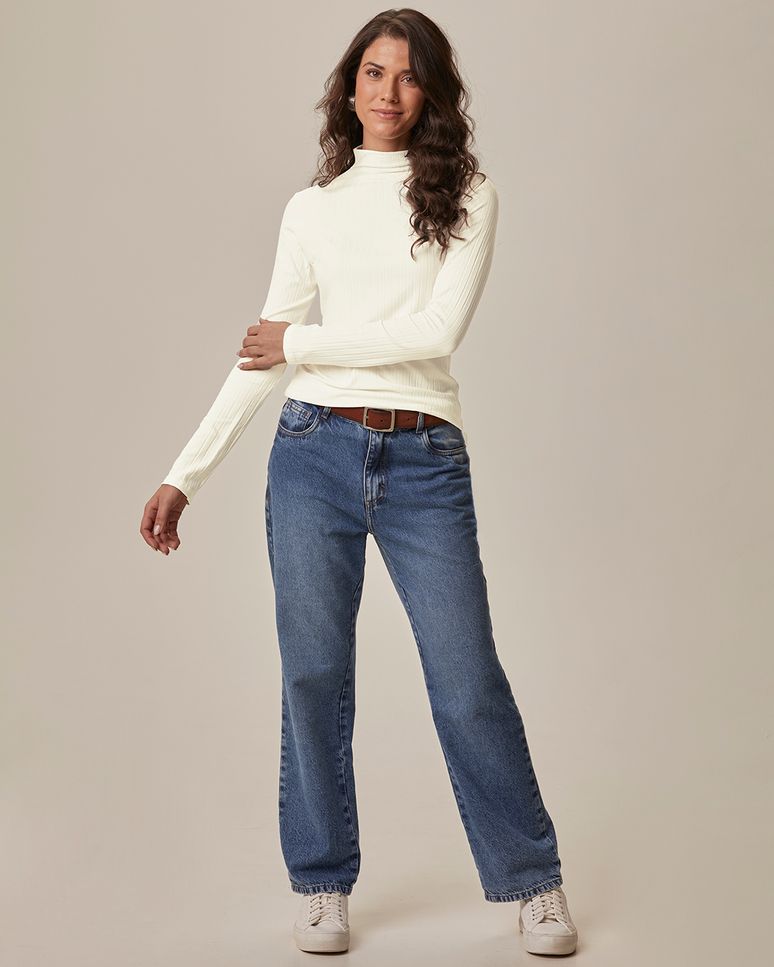 Blusa Básica Feminina Gola Alta Em Malha Canelada De Viscose