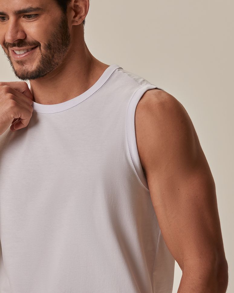 Regata Básica Masculina Cava Ajustada Em Algodão