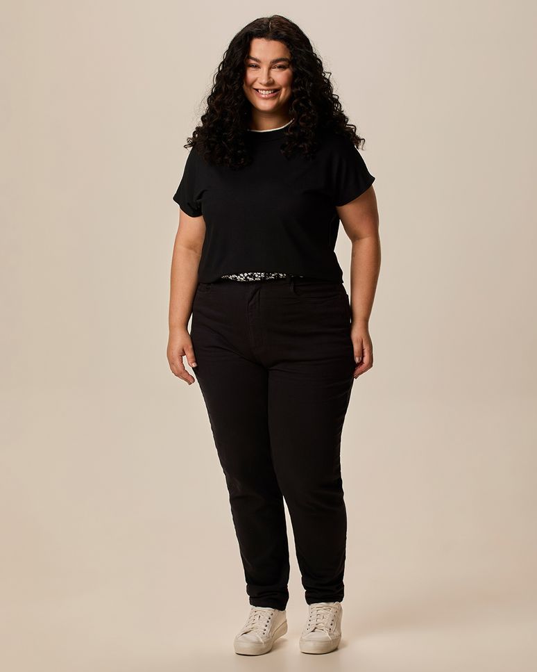 Blusa Feminina Plus Size Ampla Gola Retilínea Em Moletinho De Viscose