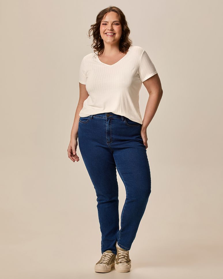 Blusa Básica Feminina Plus Size Decote V Em Canelado De Viscose