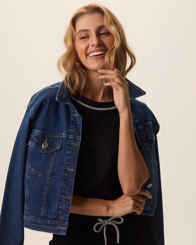 Conjunto Feminino Blusa Gola Detalhada E Shorts Em Moletinho De Viscose