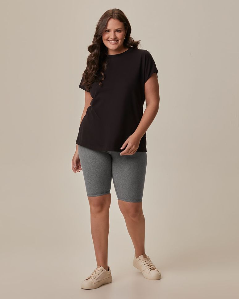 Bermuda Básica Feminina Plus Size Cintura Média Em Algodão