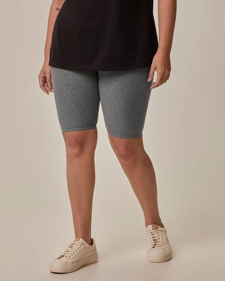 Bermuda Básica Feminina Plus Size Cintura Média Em Algodão