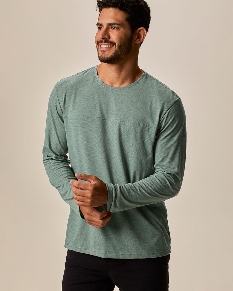 Camiseta Masculina Decote Redondo Manga Longa Em Malha Fio A Fio