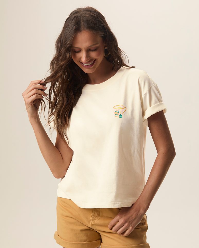 Camiseta Feminina Estampa Chás Frente E Costas Em Algodão