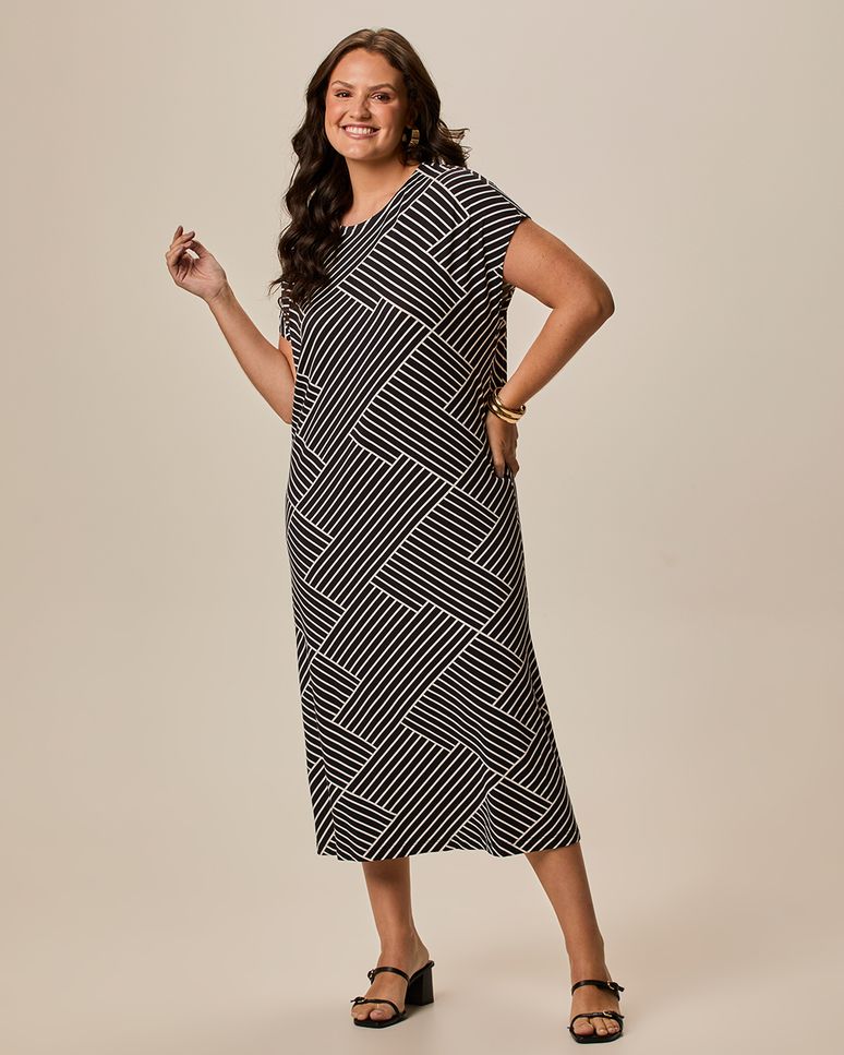 Vestido Midi Feminino Plus Size Evasê Estampado Em Viscose Stretch