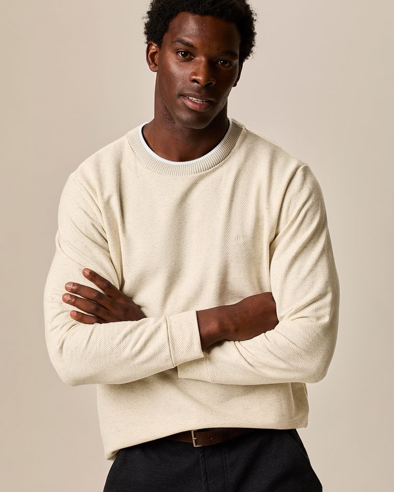 Blusão Masculino Gola Dupla Contraste Bordado Frontal Em Moletinho Texturizado