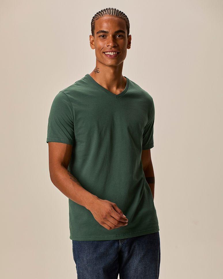 Camiseta Básica Masculina Gola V Em Algodão