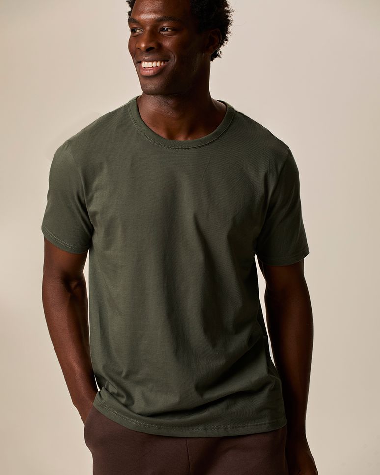 Camiseta Essencial Masculina Etiqueta Estampada Em Algodão