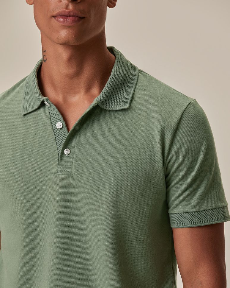 Camisa Polo Masculina Slim Peitilho E Manga Curta Em Piquet Premium