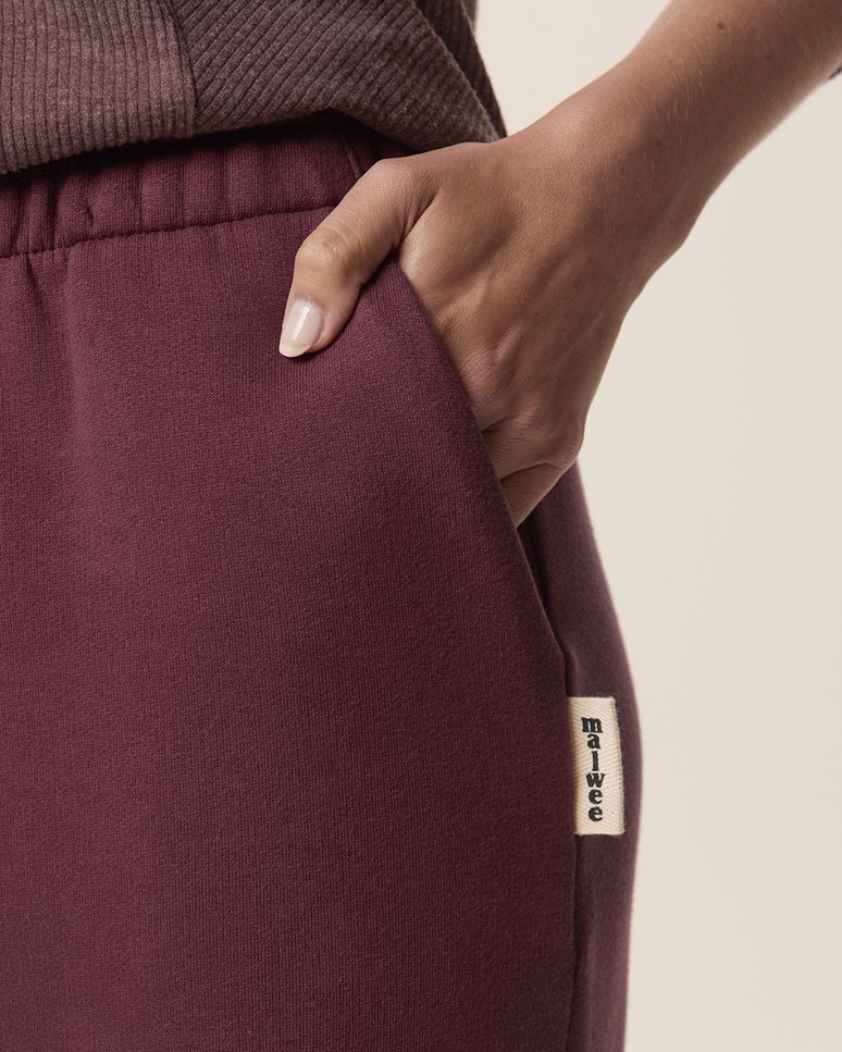 Calça Reta Feminina Fenda Barra Lateral Em Moletom Do Abraço