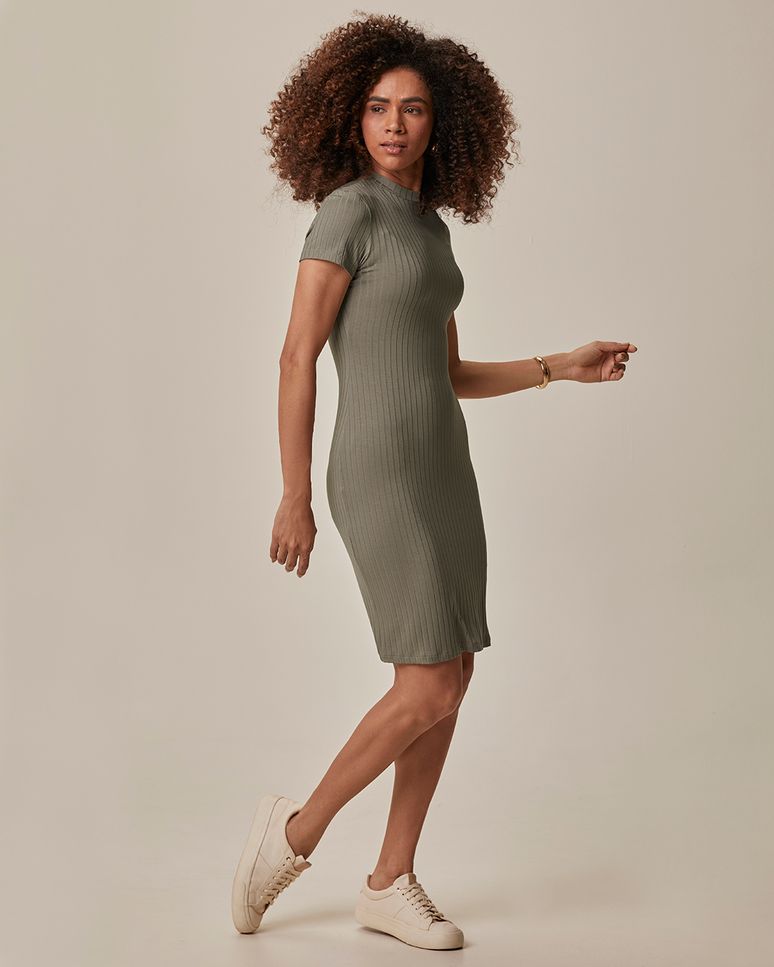 Vestido Básico Feminino Gola Alta Em Malha Canelada De Viscose
