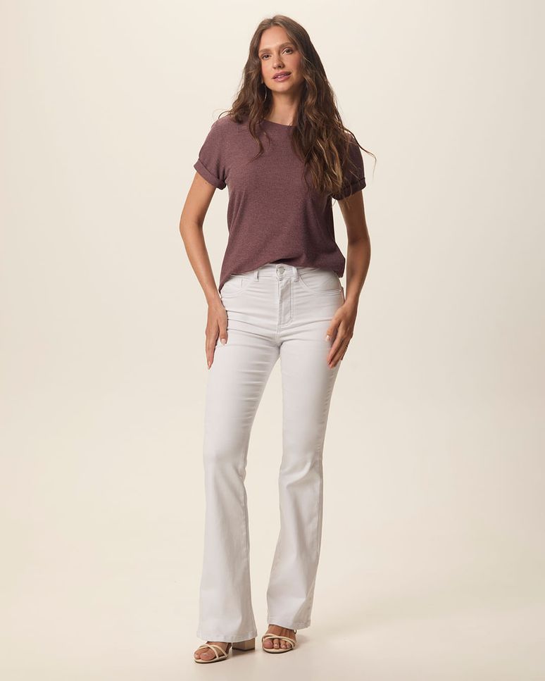 Calça Flare Feminina Bolso Funcional Em Sarja Com Elastano