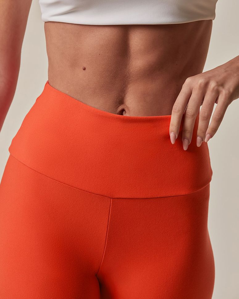 Shorts Esportivo Feminino Justo Em Malha Com Proteção UV50+ Malwee Active