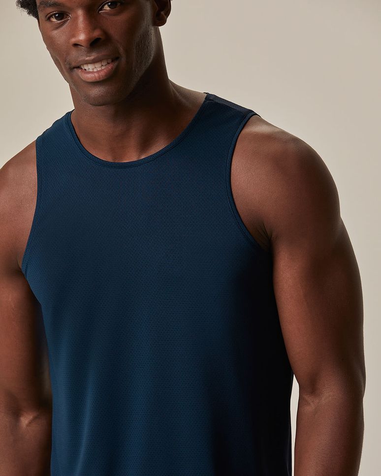 Regata Esportiva Masculina Decote Redondo Em Malha Dry Malwee Active