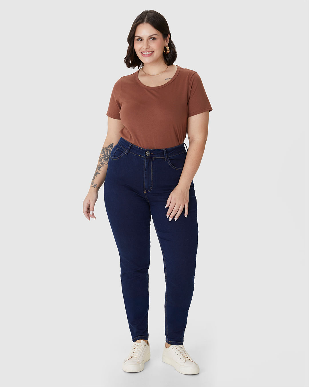 Calça Feminina Plus Size Skinny Cintura Média Em Jeans Com Elastano