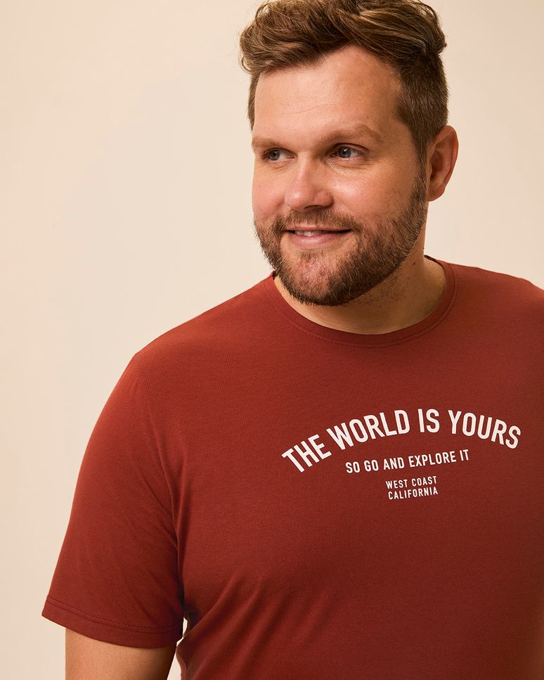 Camiseta Masculina Plus Size Design Estampa Frontal Em Algodão Pima