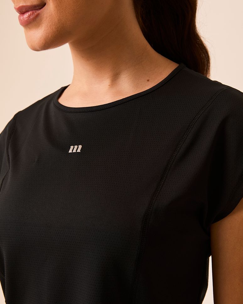 Blusa Esportiva Feminina Box Detalhe Costura Frontal Malha Dry Malwee Active