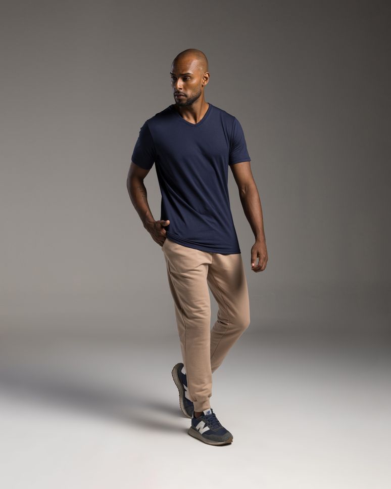Tech T-Shirt Noliquid Gola V Masculina - BASICAMENTE