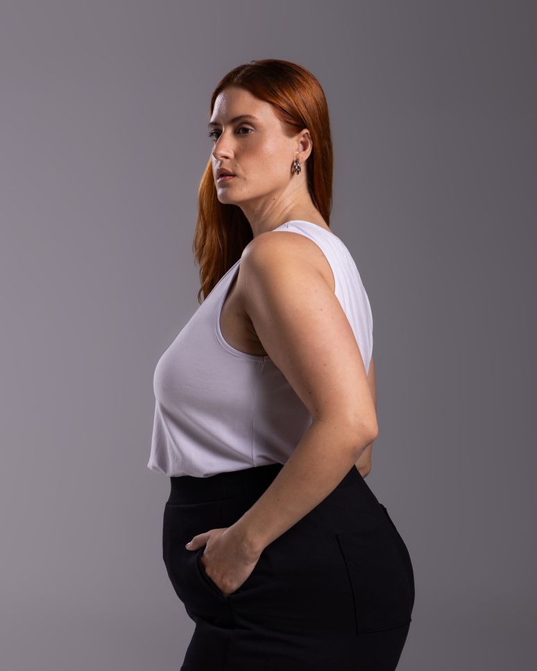Regata Decote U Modal Plus Feminina