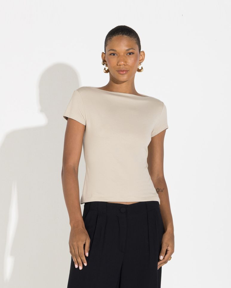 Camiseta Cotton Pima Decote Reto Feminina
