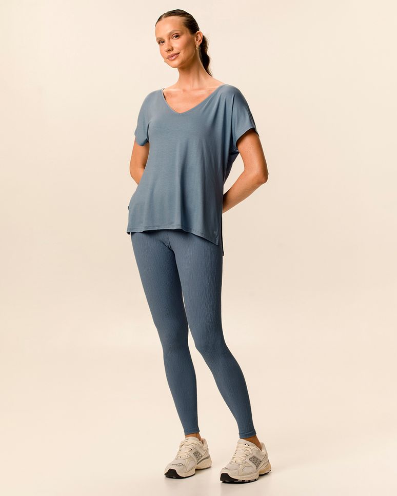 Blusa Esportiva Feminina Alongada Abertura Lateral Viscose Stretch Malwee Active