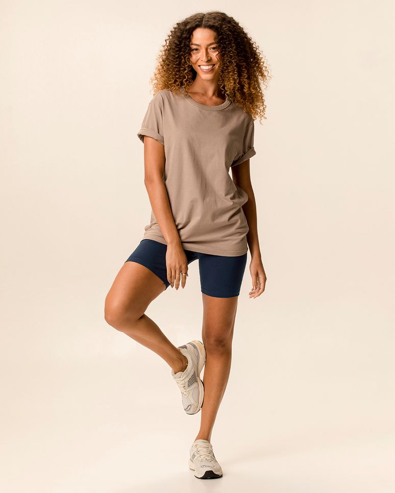 Shorts Básico Feminino Justo Em Algodão