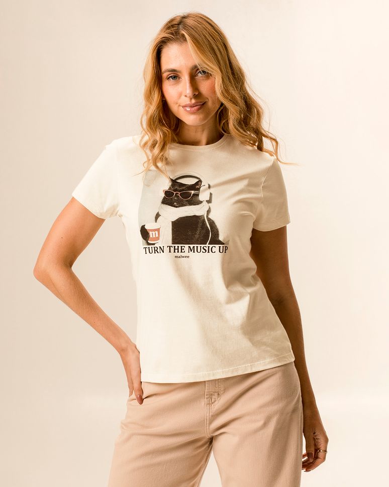 Camiseta Feminina Slim Estampa Frontal Colecionável 100% Algodão