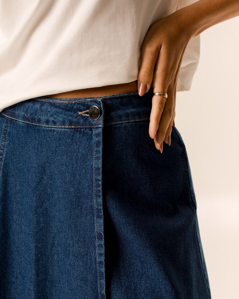 Saia Midi Feminina Transpassada Cintura Alta Em Jeans 100% Algodão