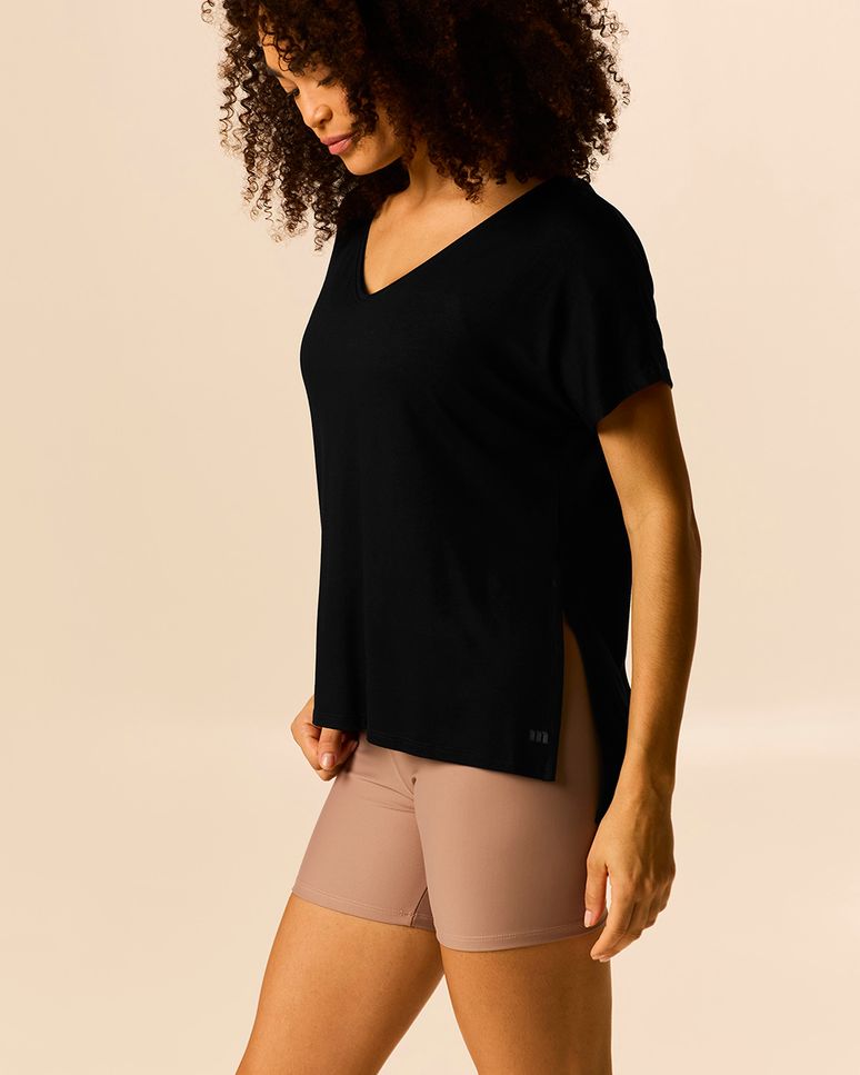 Blusa Esportiva Feminina Alongada Abertura Lateral Viscose Stretch Malwee Active