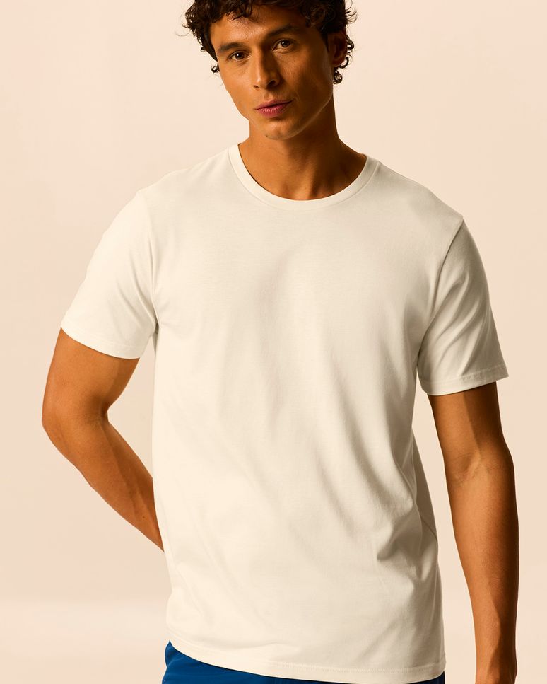 Camiseta Masculina Regular Manga Curta Em Malha Do Abraço