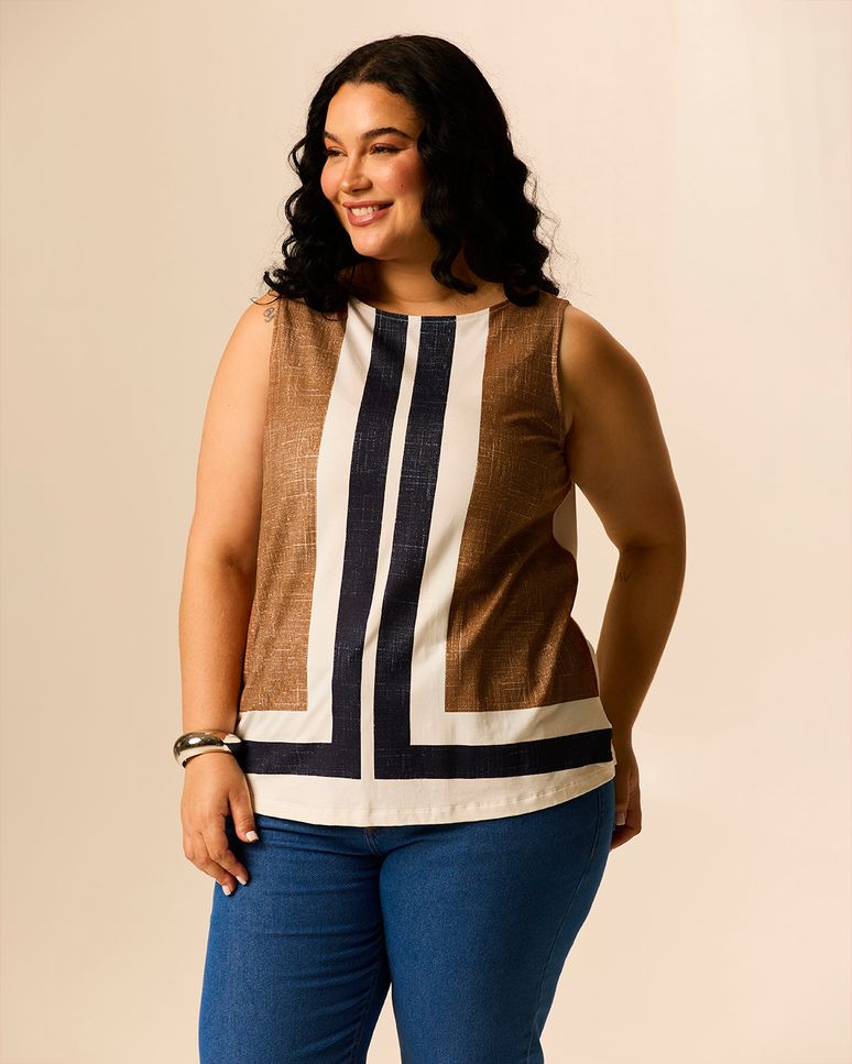 Regata Feminina Plus Size Evasê Estampa Abstrata Em Viscose Stretch