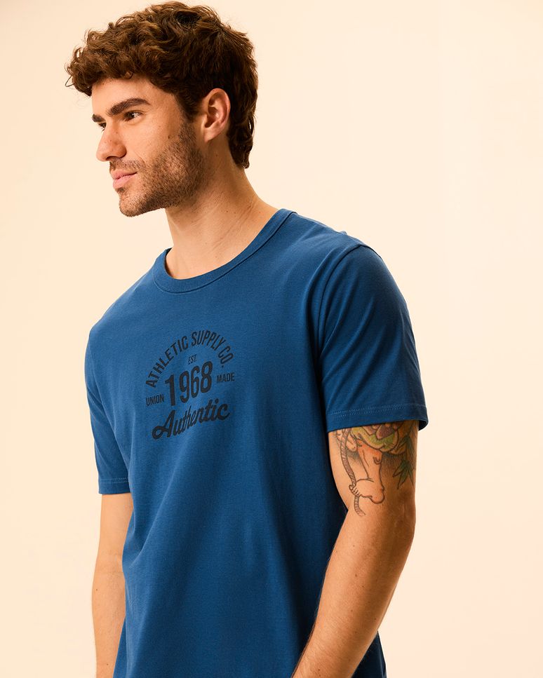 Camiseta Masculina Slim Manga Curta Estampas Variadas Em Algodão