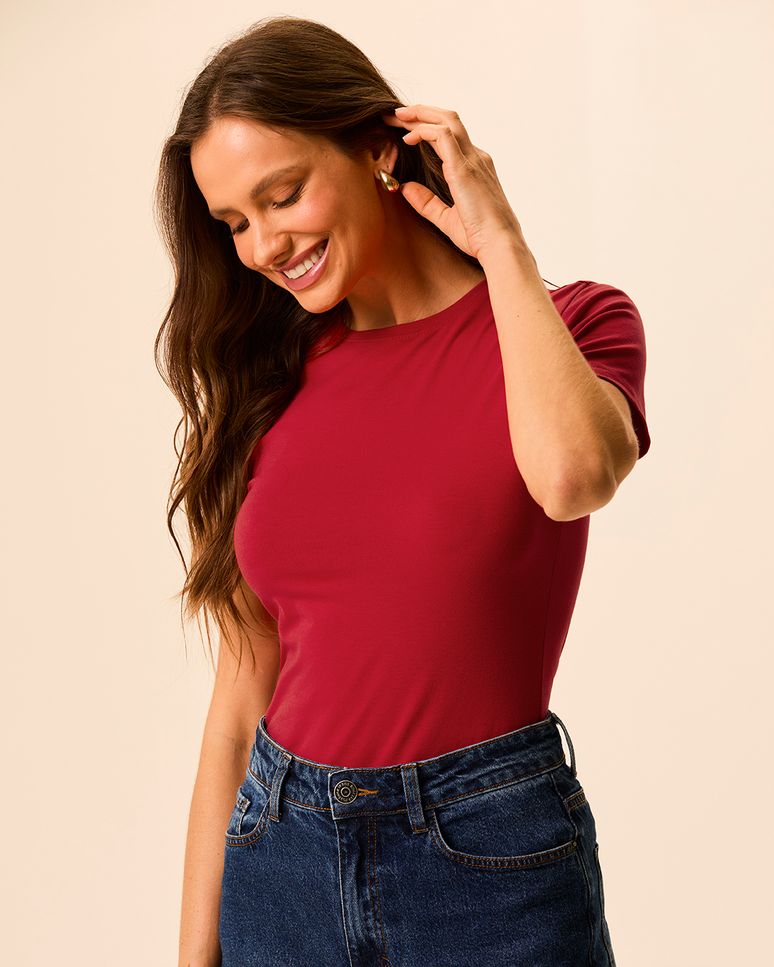 Camiseta Básica Feminina Slim Decote Redondo Em Algodão