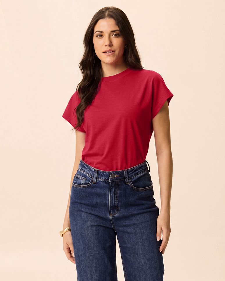 Blusa Básica Feminina Comfort Manga Curta Em Malha Do Abraço
